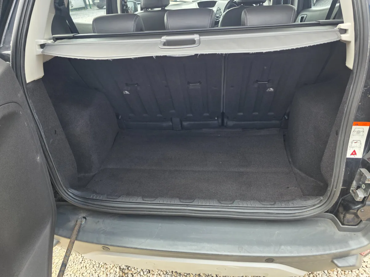 Ford EcoSport 2016 - Image 6