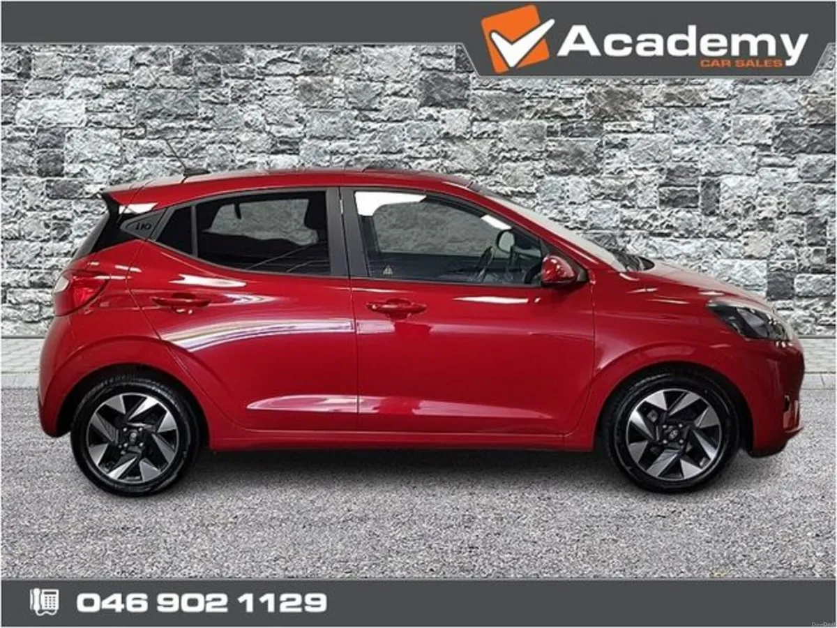Hyundai i10 Deluxe Plus 5DR - Image 6