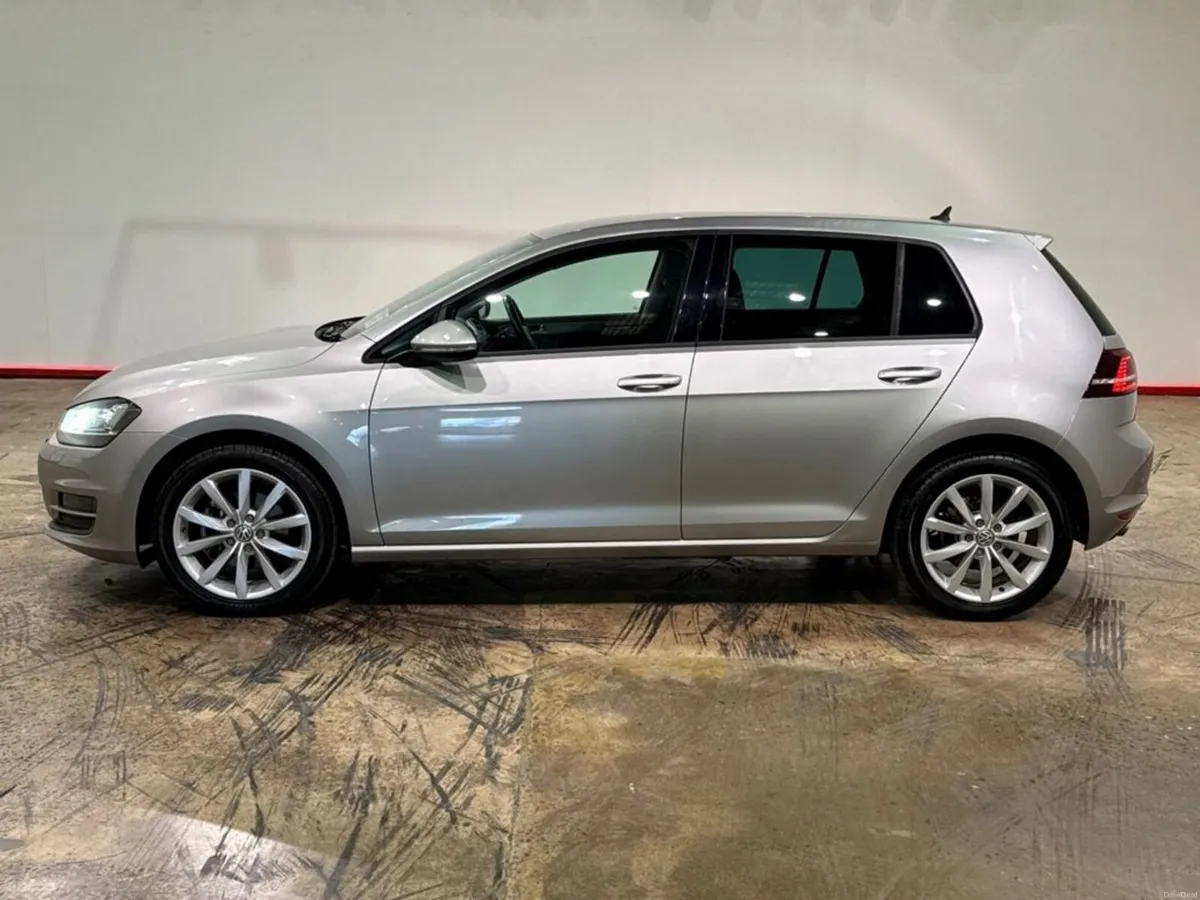 Volkswagen Golf 1.2 AUTOMATIC TSI COMFORT LINE - F - Image 6