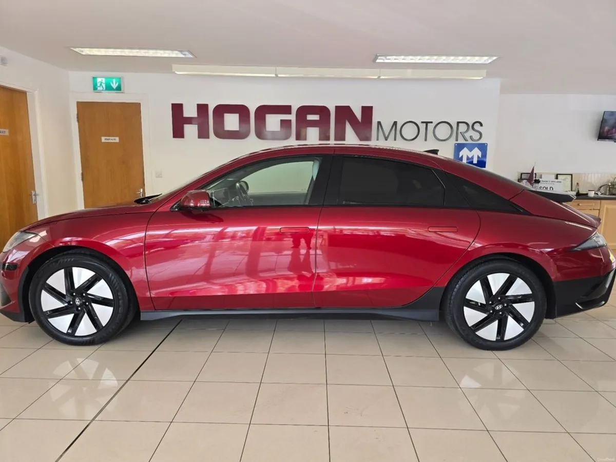 Hyundai IONIQ 6 Elegance 77KW * Automatic * Huge R - Image 4