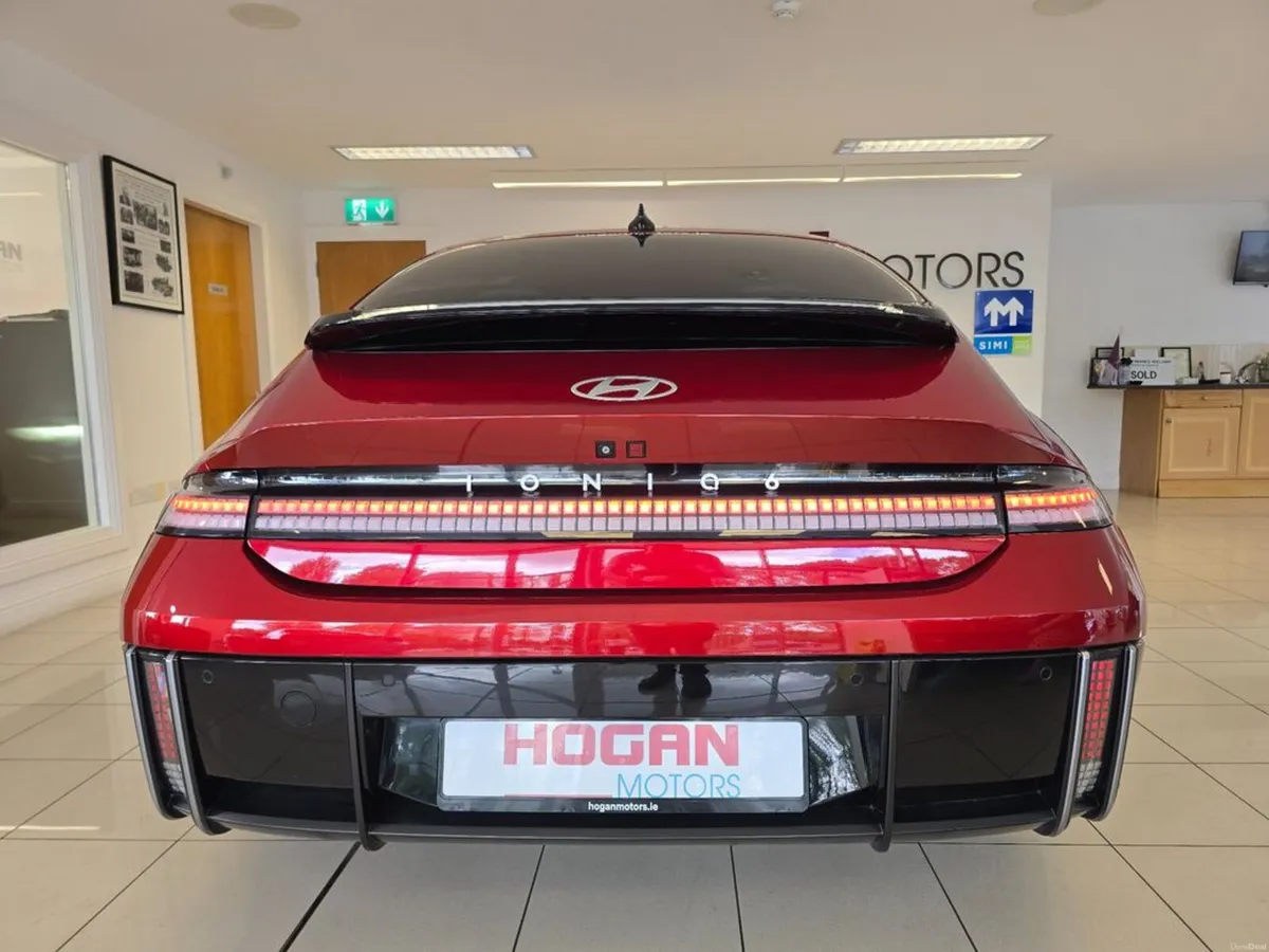 Hyundai IONIQ 6 Elegance 77KW * Automatic * Huge R - Image 5