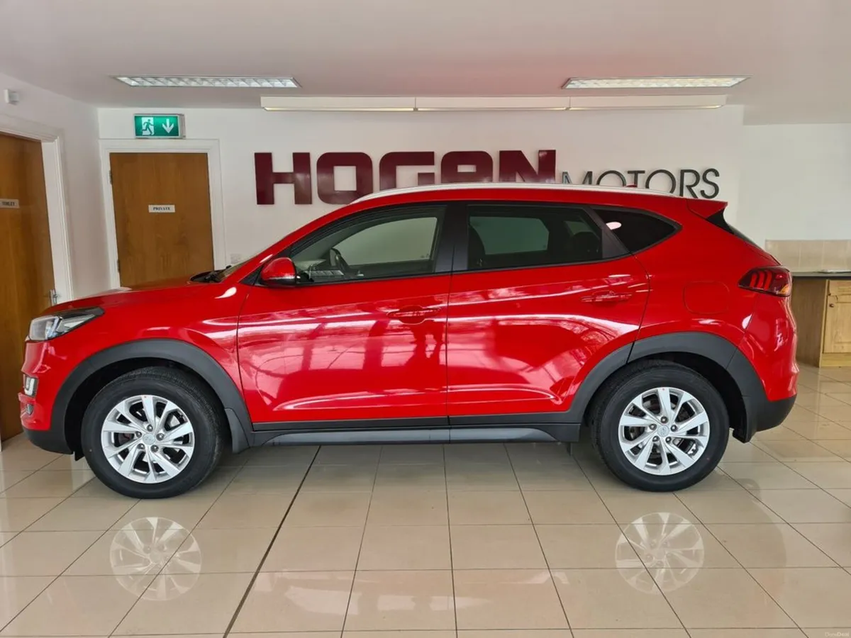 Hyundai Tucson Executive Diesel - Image 4