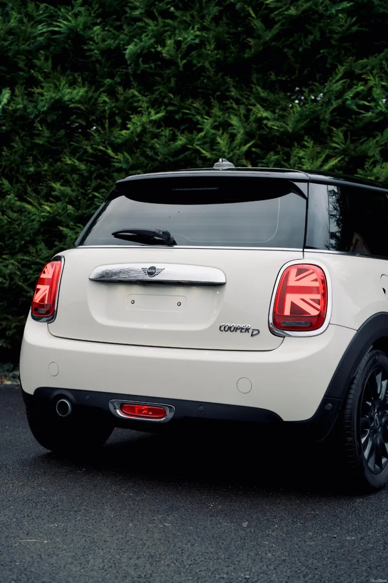 Mini Cooper 1.5 3rd 2019 - Image 4