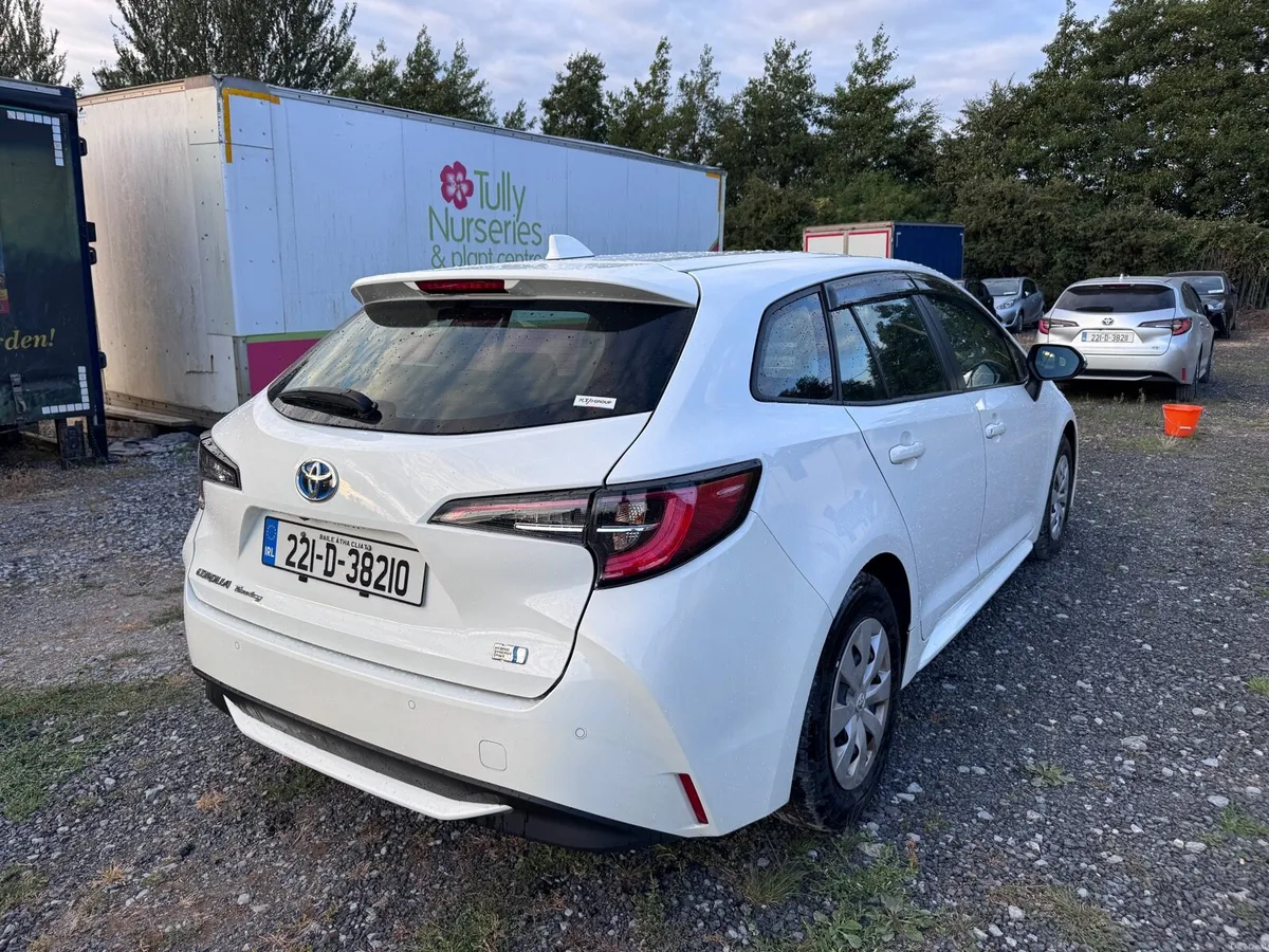 Toyota Corolla Touring 211 - Image 3