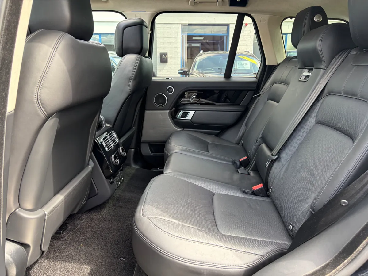 2021 RANGE ROVER WESTMINSTER P400E HYBRID AUTO - Image 6
