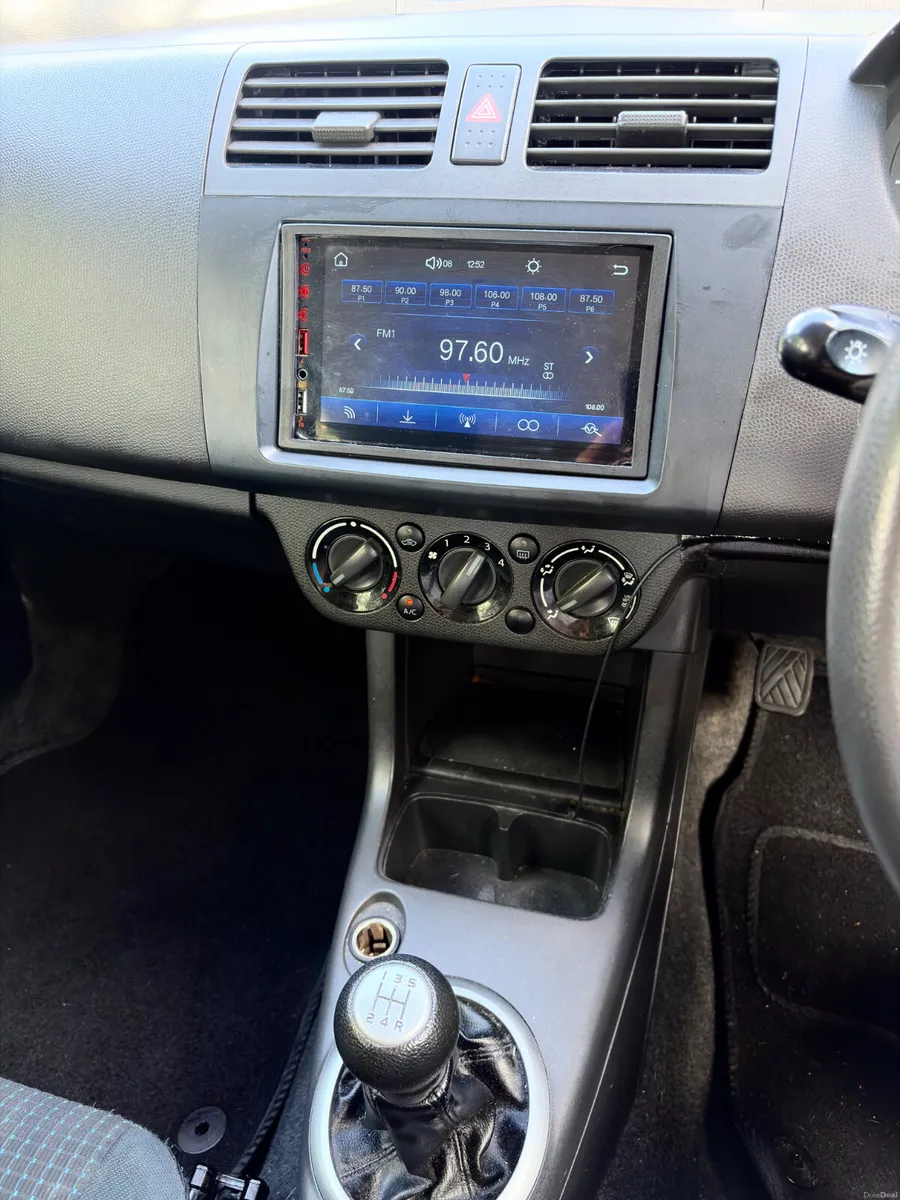 Suzuki Swift 2007 1.3 Petrol nct 2/27 tax 8/26 - Image 5
