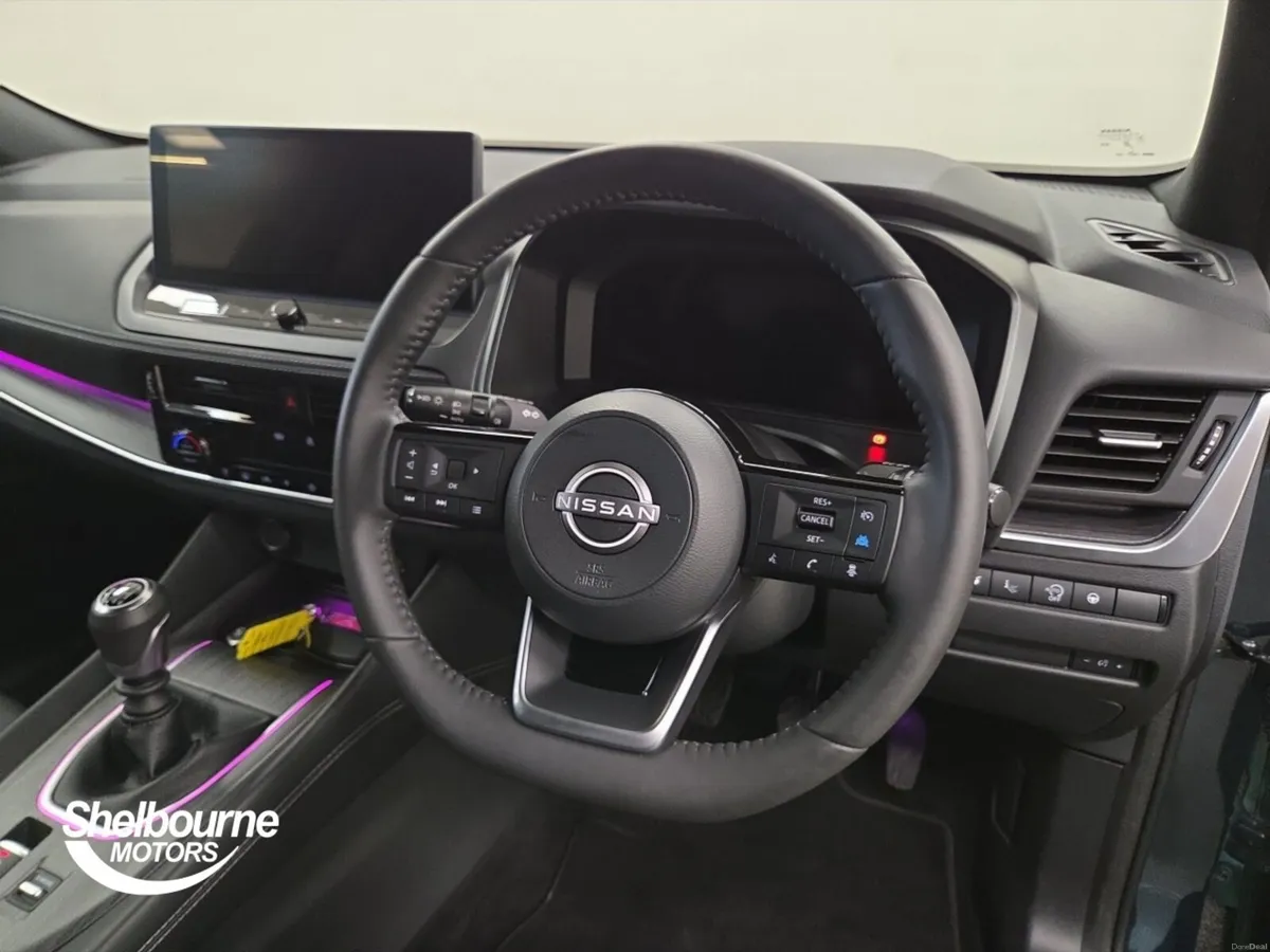 Nissan Qashqai Hatchback Acenta Premium - Image 4