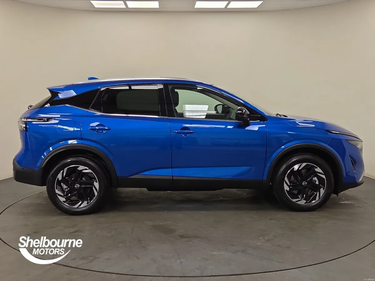 Nissan Qashqai Hatchback N-Connecta - Image 3