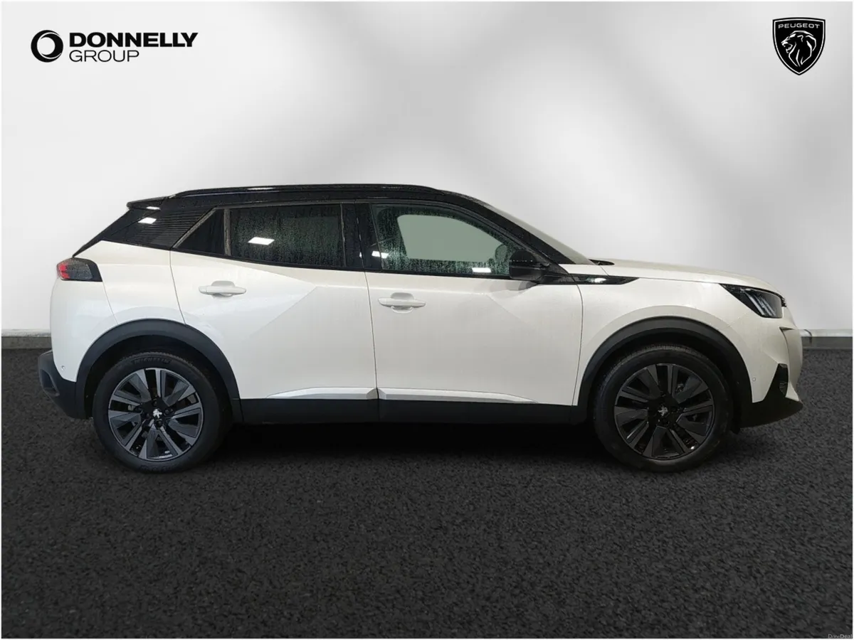 Peugeot 2008 E- Electric Estate GT Premium - Image 3