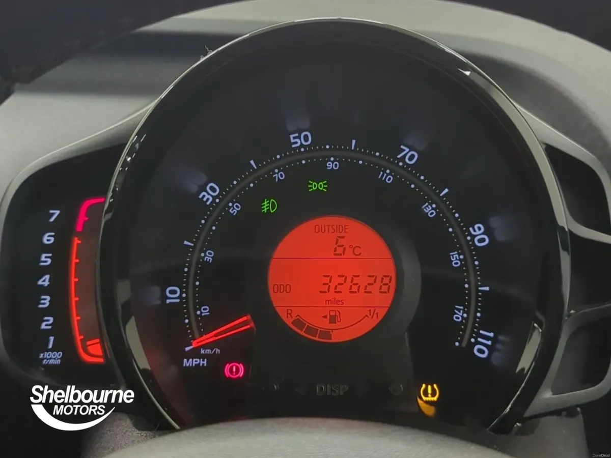 Toyota AYGO Hatchback X-Trend - Image 6