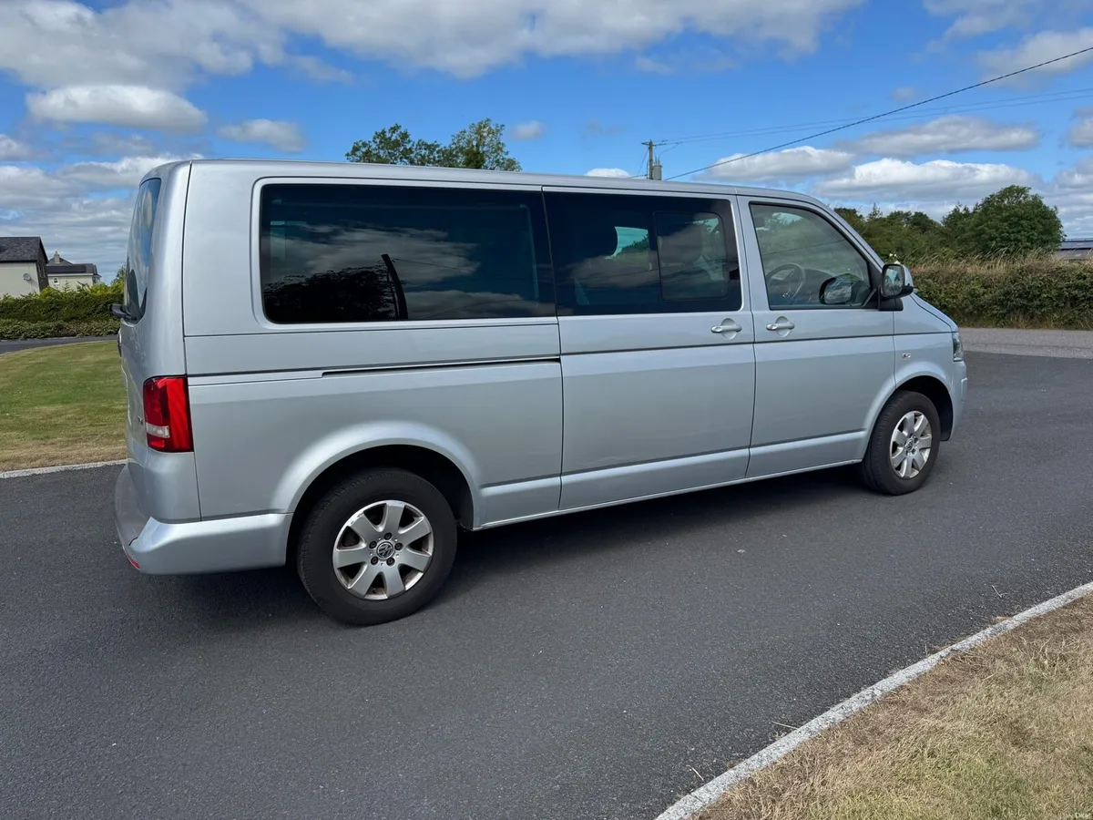 VW CARAVELLE 2.0 Tdi DSG Low Miles - Image 5