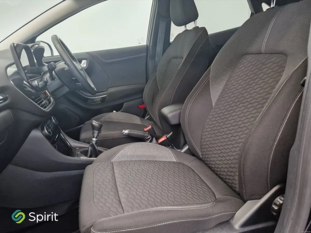 Ford Puma 1.0L EcoBoost Hybrid 125PS Titanium **CA - Image 3
