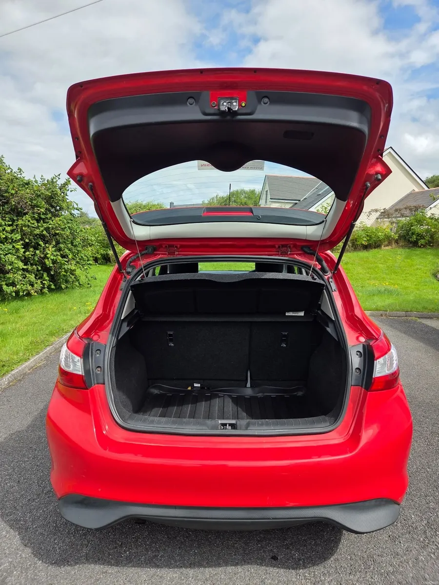 Nissan Pulsar 2015 - Image 5
