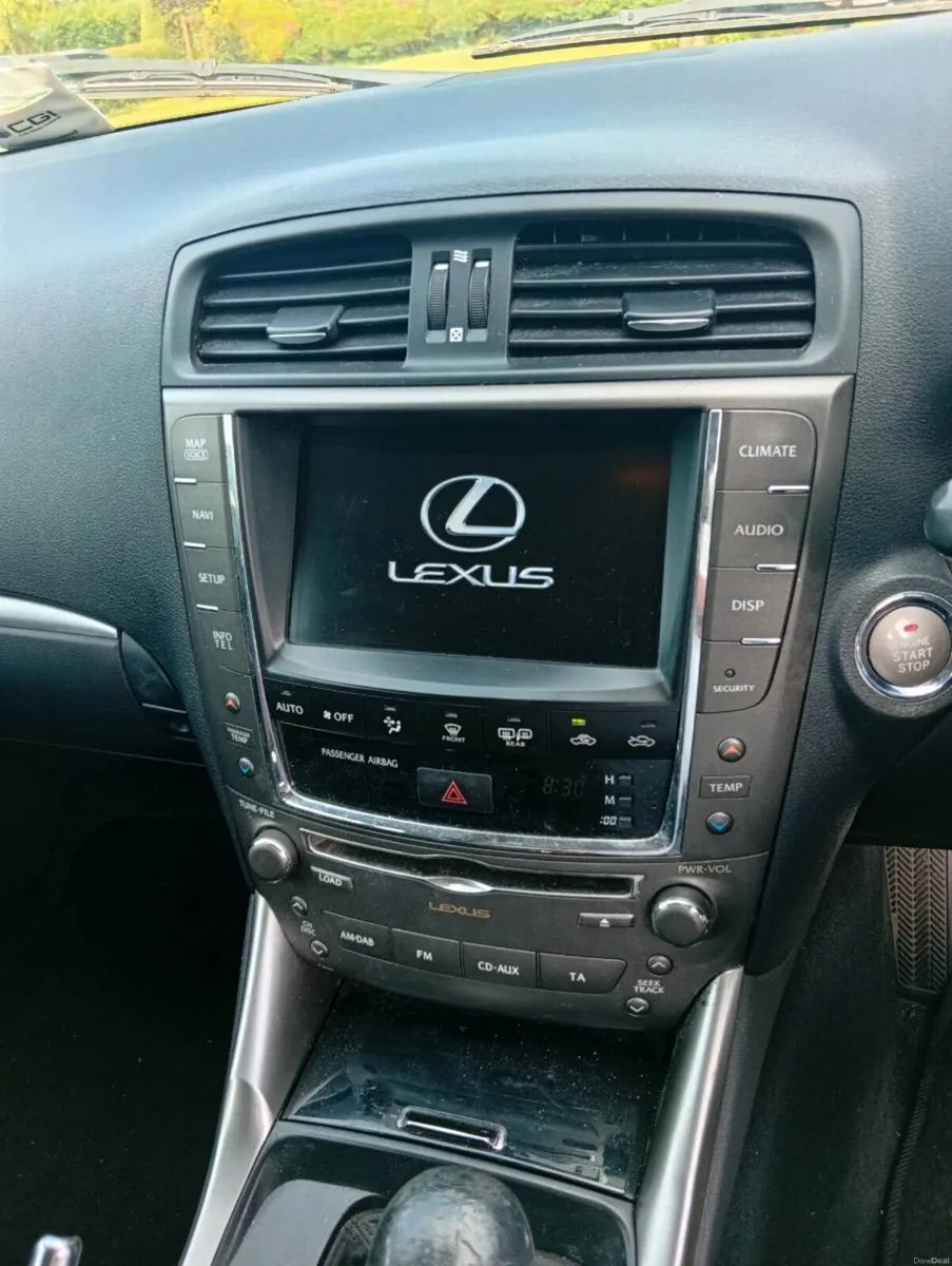 Lexus 200d - Image 5