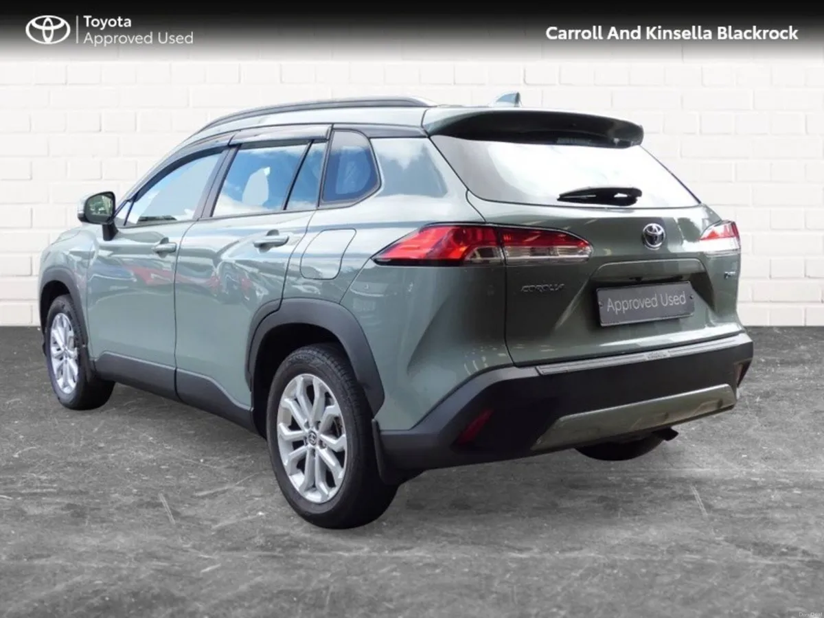 Toyota Corolla Cross Hybrid Luna - Image 2