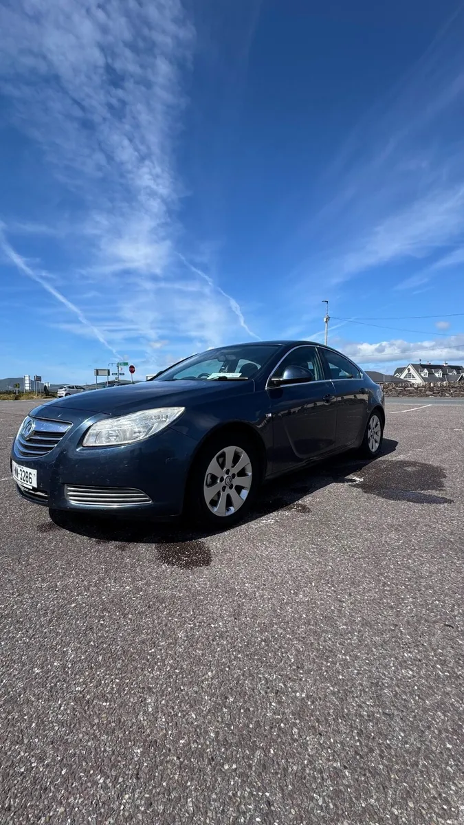 Vauxhall Insignia 2011 - Image 1