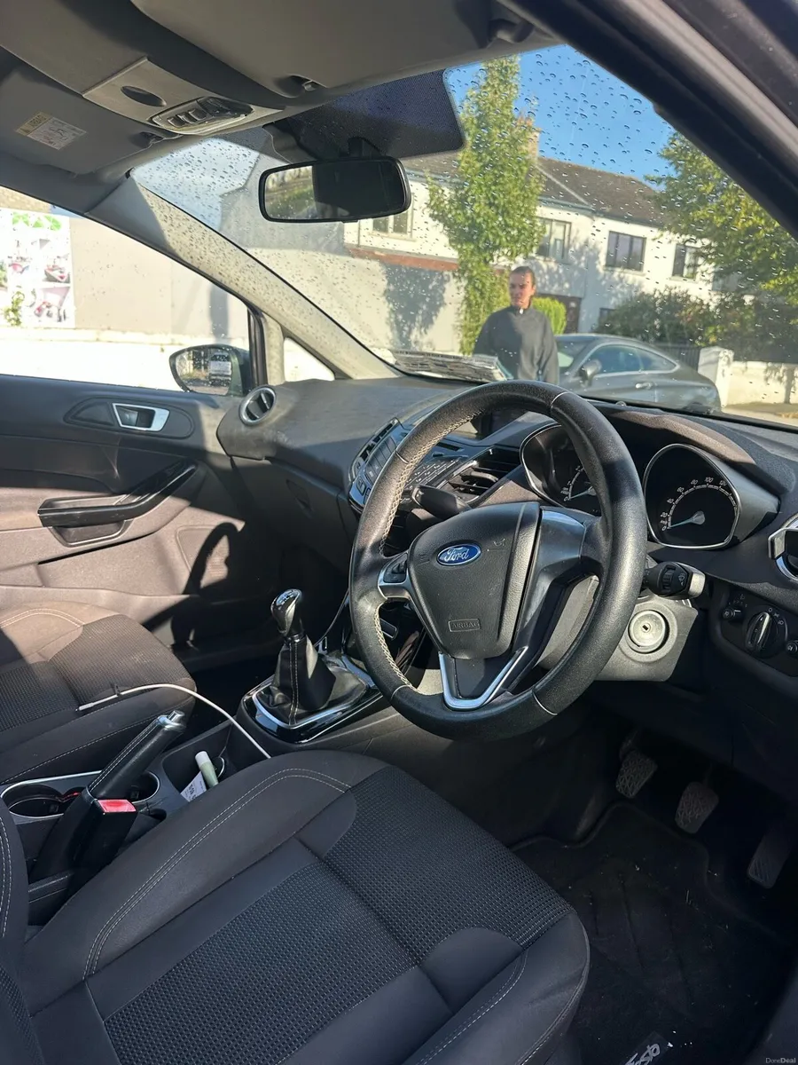 Ford Fiesta - Image 5
