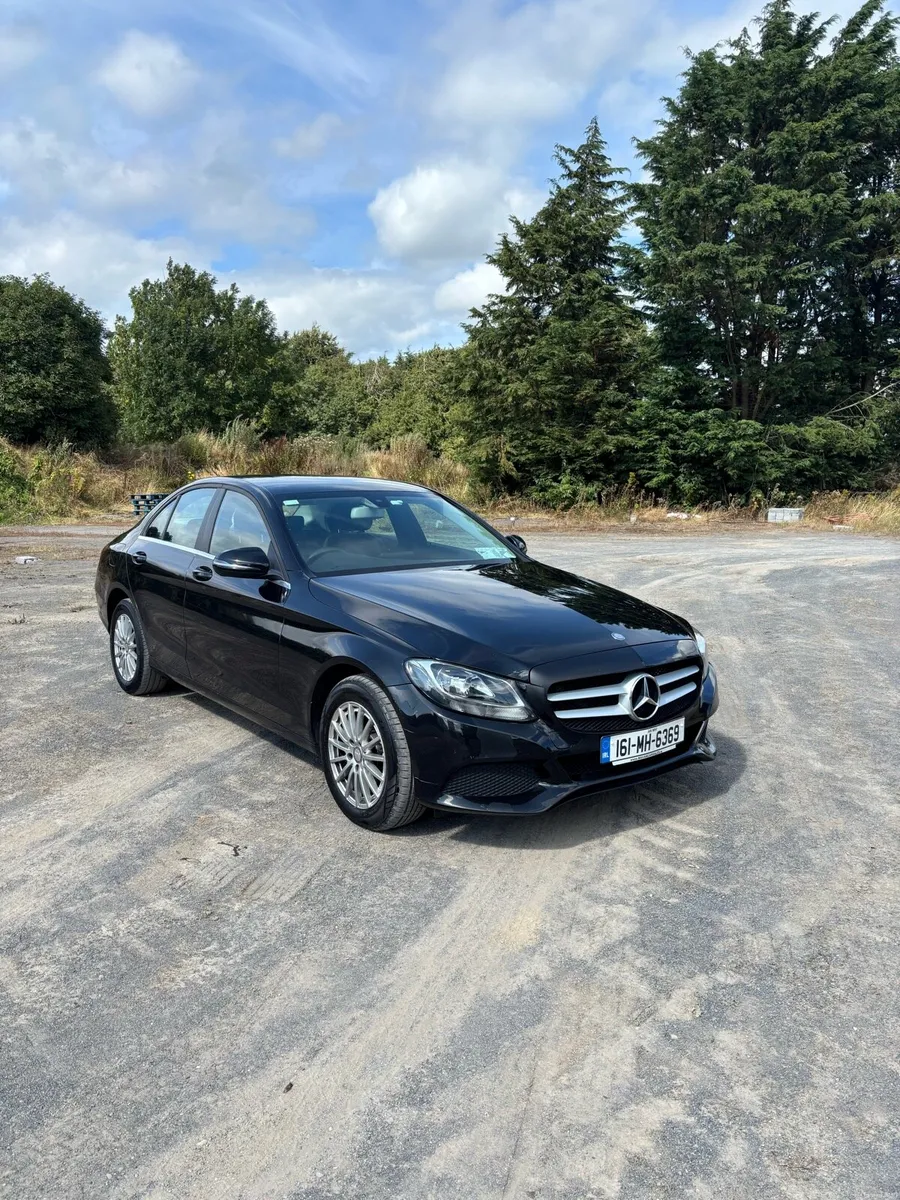 Mercedes c220d - Image 1