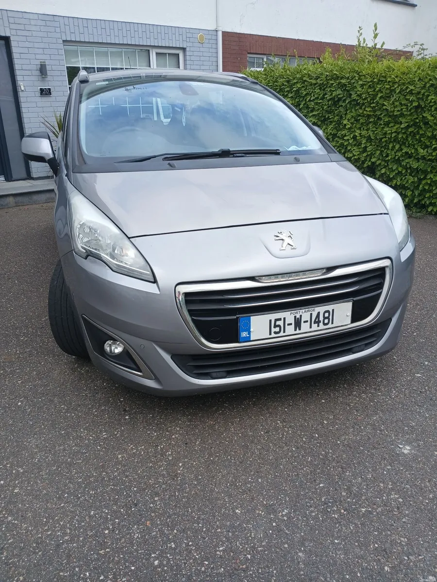 Peugeot 5008 2015 - Image 1