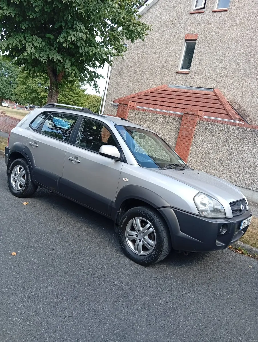 Car - Image 1