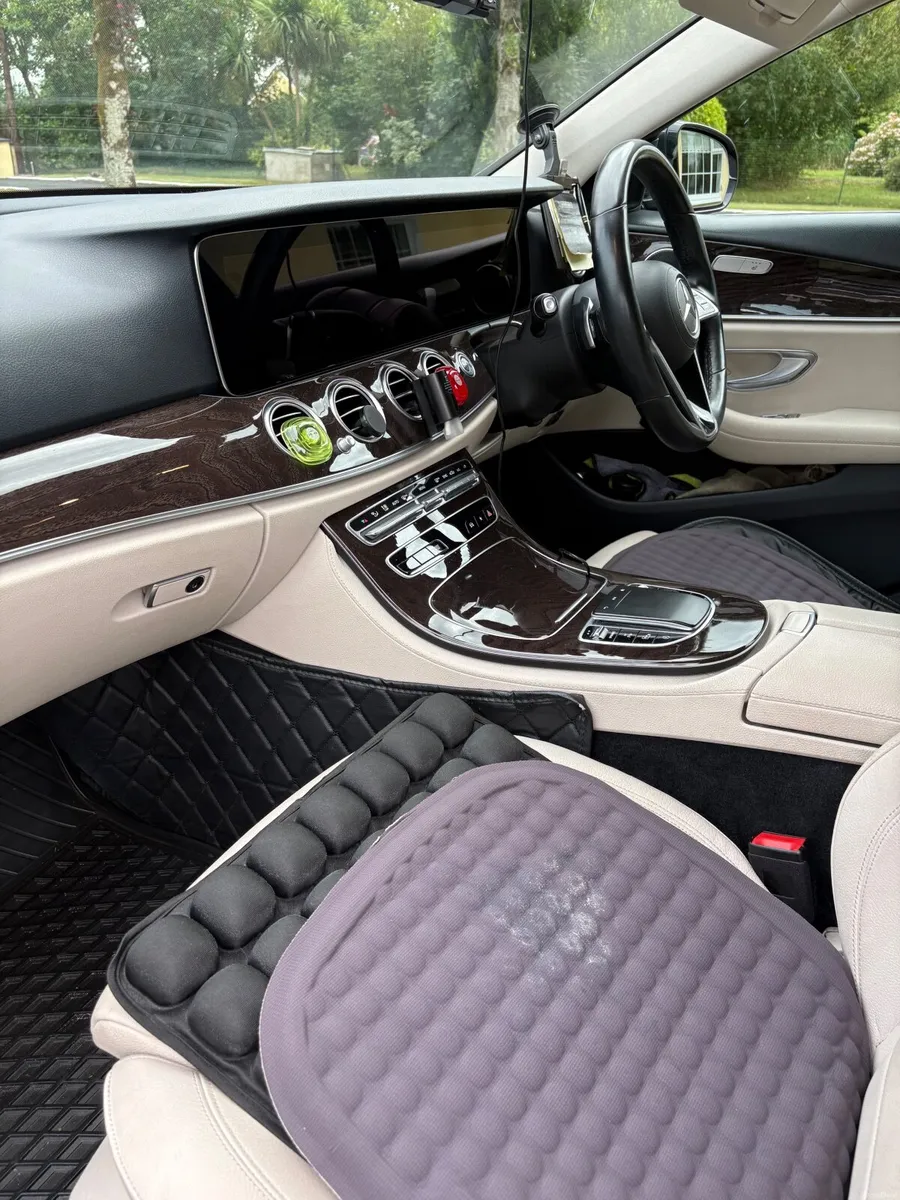 Mercedes-Benz E-Class 2021 - Image 5