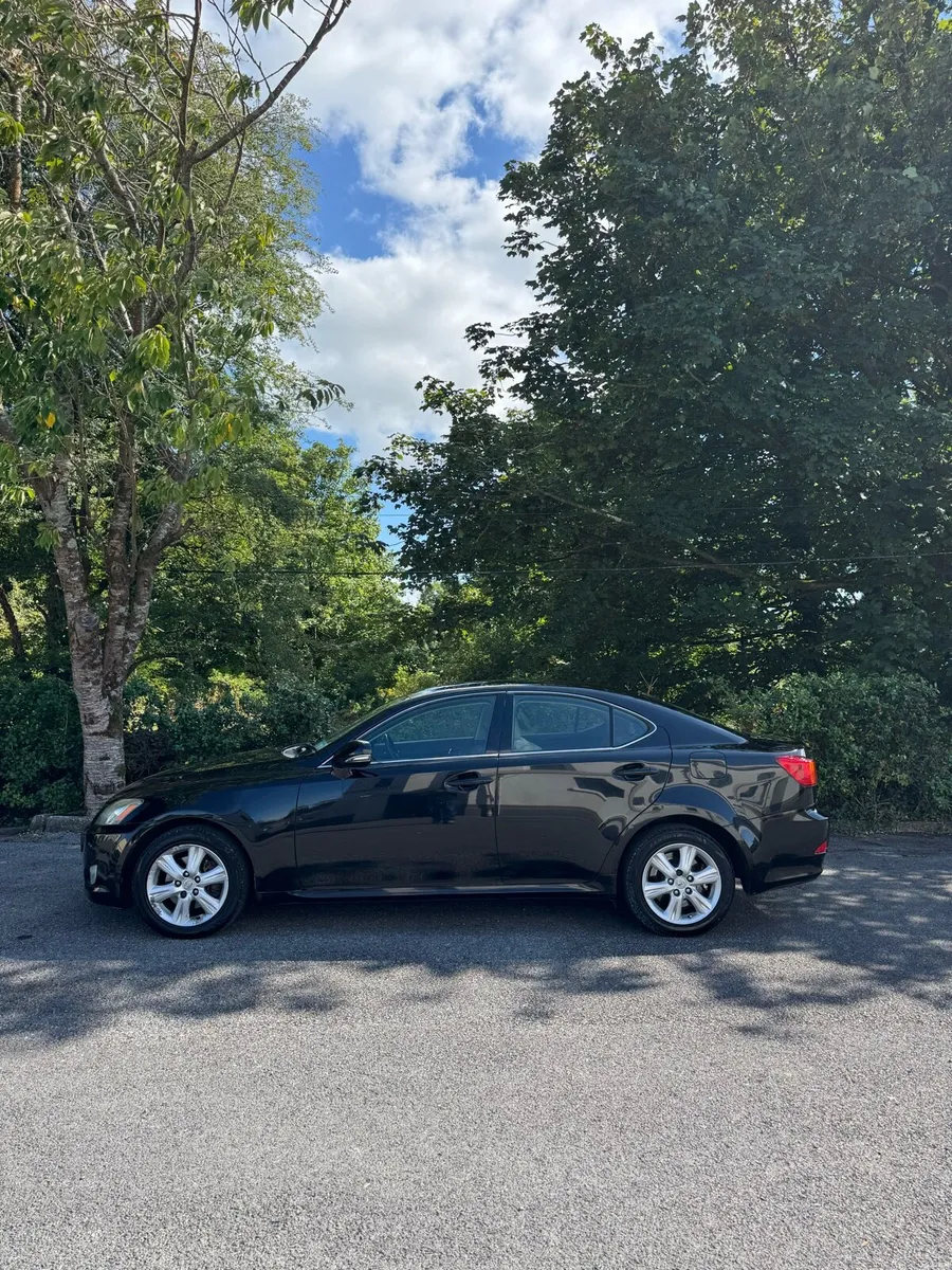 2009 LEXUS IS 220TD - Image 5
