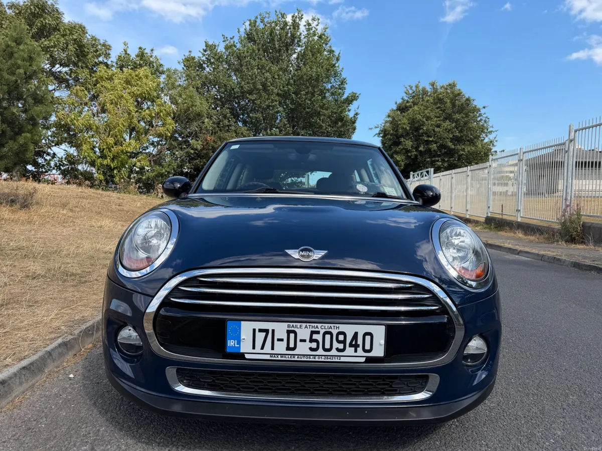 Mini Cooper 2017 - Image 2