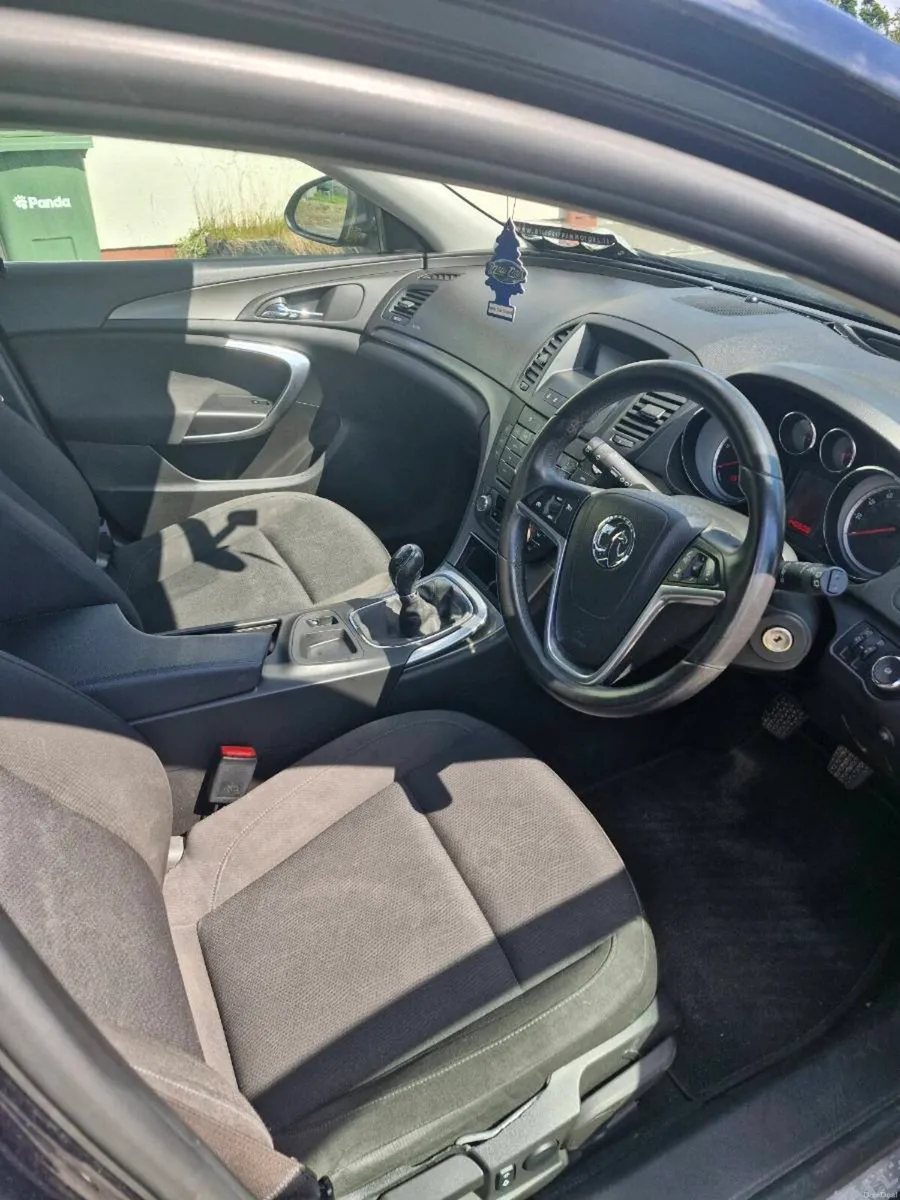Vauxhall Insignia - Image 5