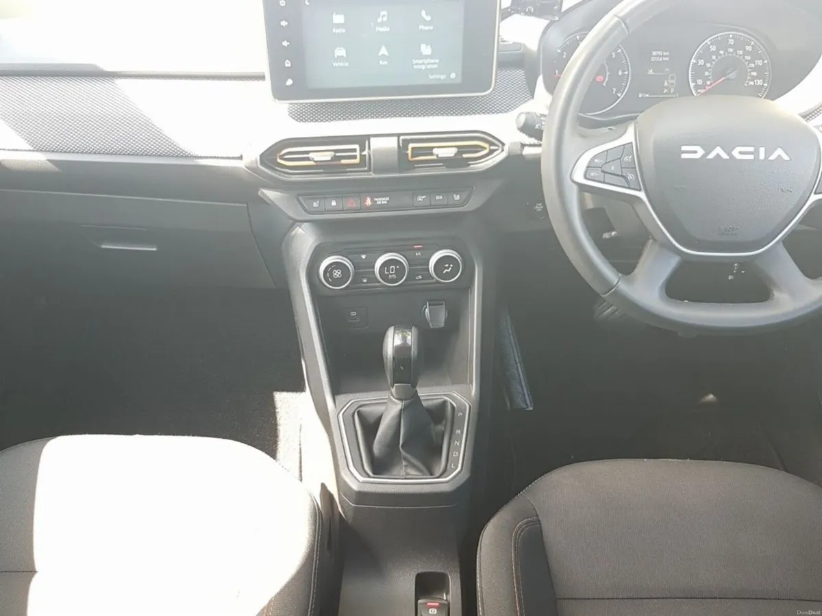 Dacia Sandero Stepway TCe 90 CVT STEPWAY Journey - Image 3