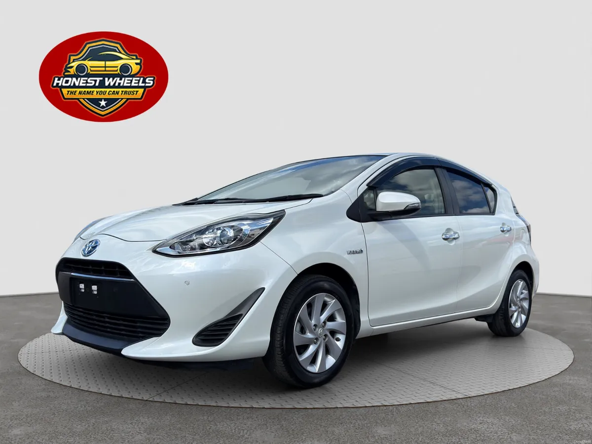 2019 Toyota Aqua 1.5 Petrol Hybrid Automatic - Image 3