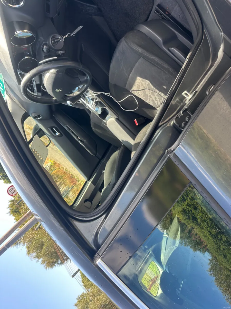 Peugeot 3008 AUTOMATIC Diesel nct& Tax - Image 4