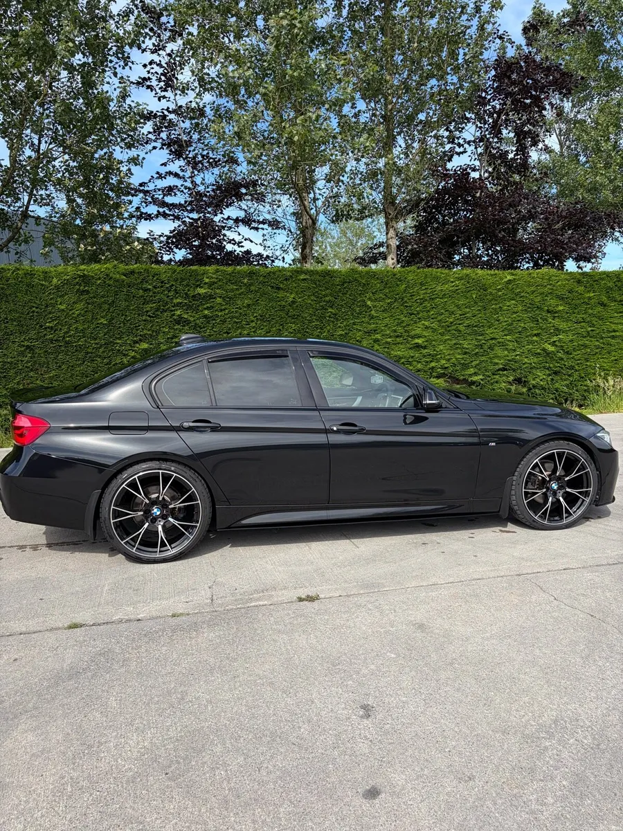 BMW f30 Auto Low mileage - Image 5