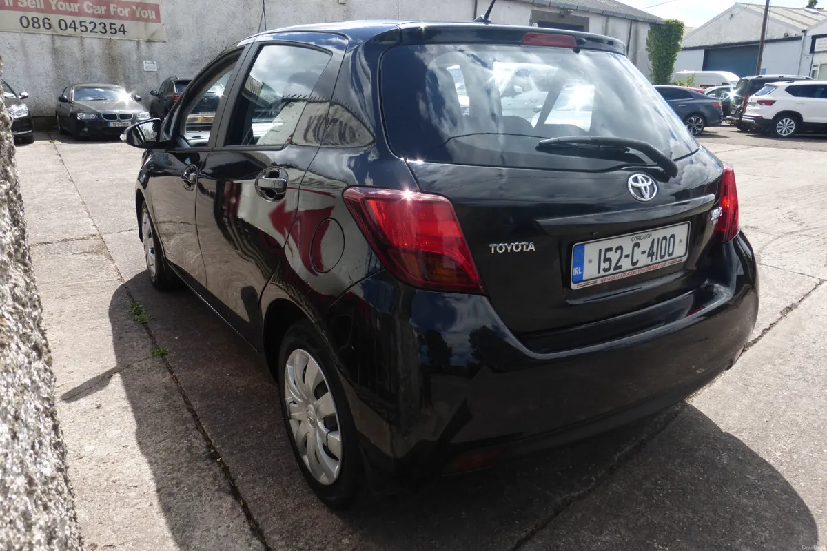 Toyota Yaris 2015 - Image 4