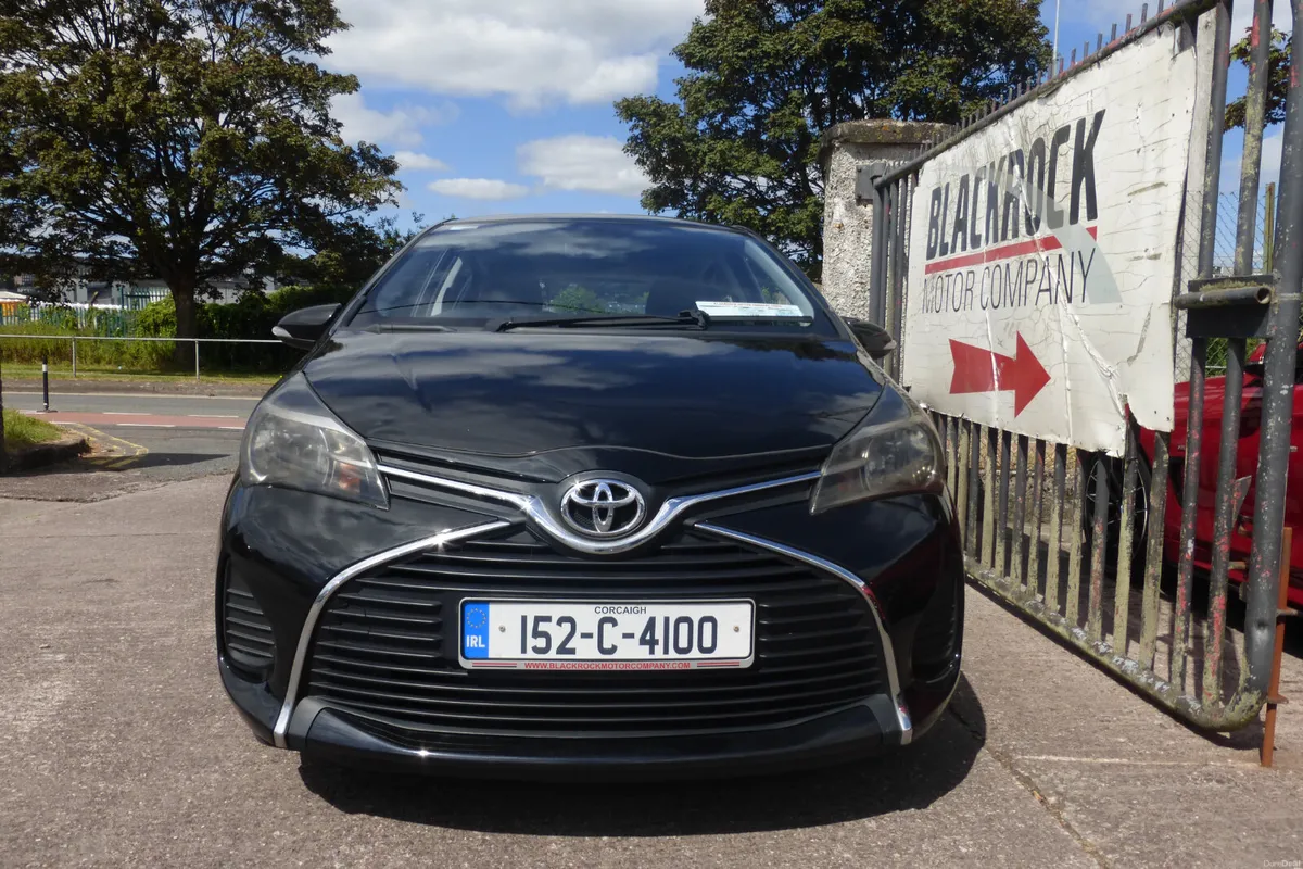 Toyota Yaris 2015 - Image 2