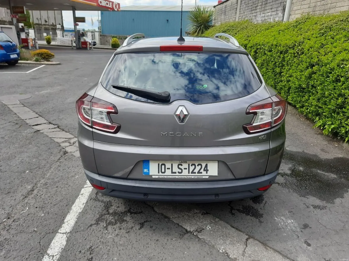 Renault Megane 2010 - Image 2