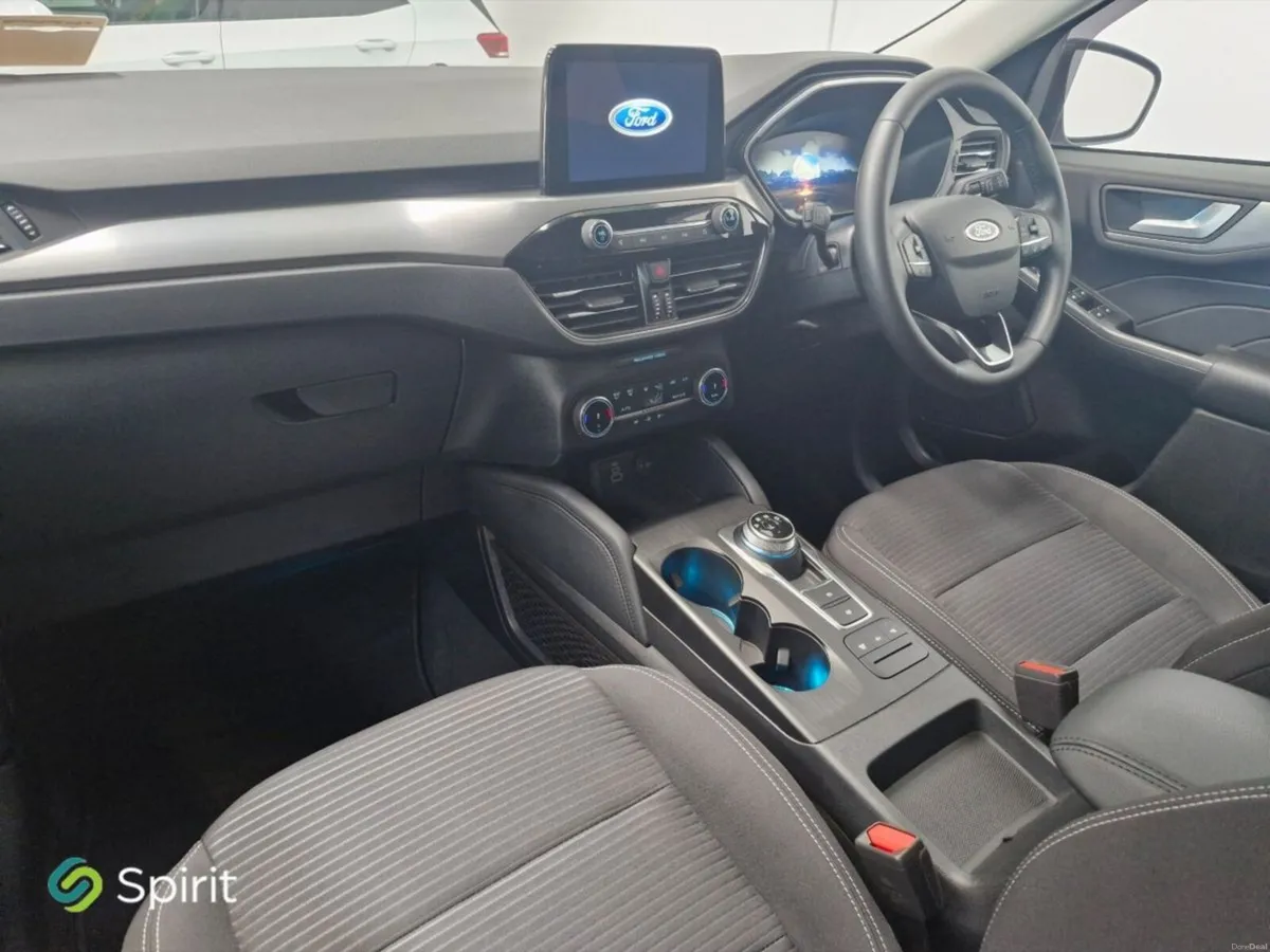 Ford Kuga 2.5 Duratec 225PS PHEV Titanium Auto CAL - Image 4
