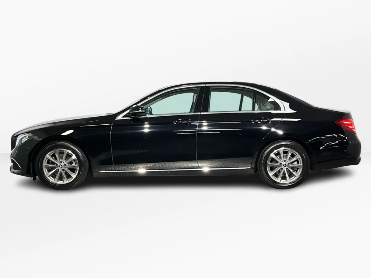 Mercedes-Benz E-Class 200 Avantgarde - 17 Inch All - Image 5