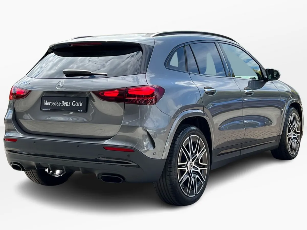 Mercedes-Benz GLA 180D AMG Line Plus Compact SUV - Image 3