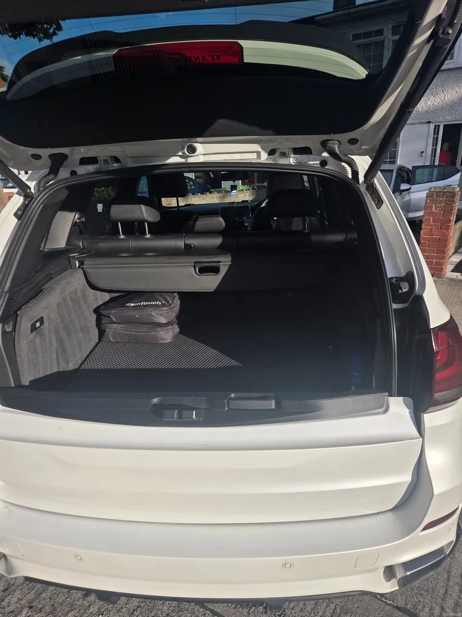 BMW X5 2015 - Image 4