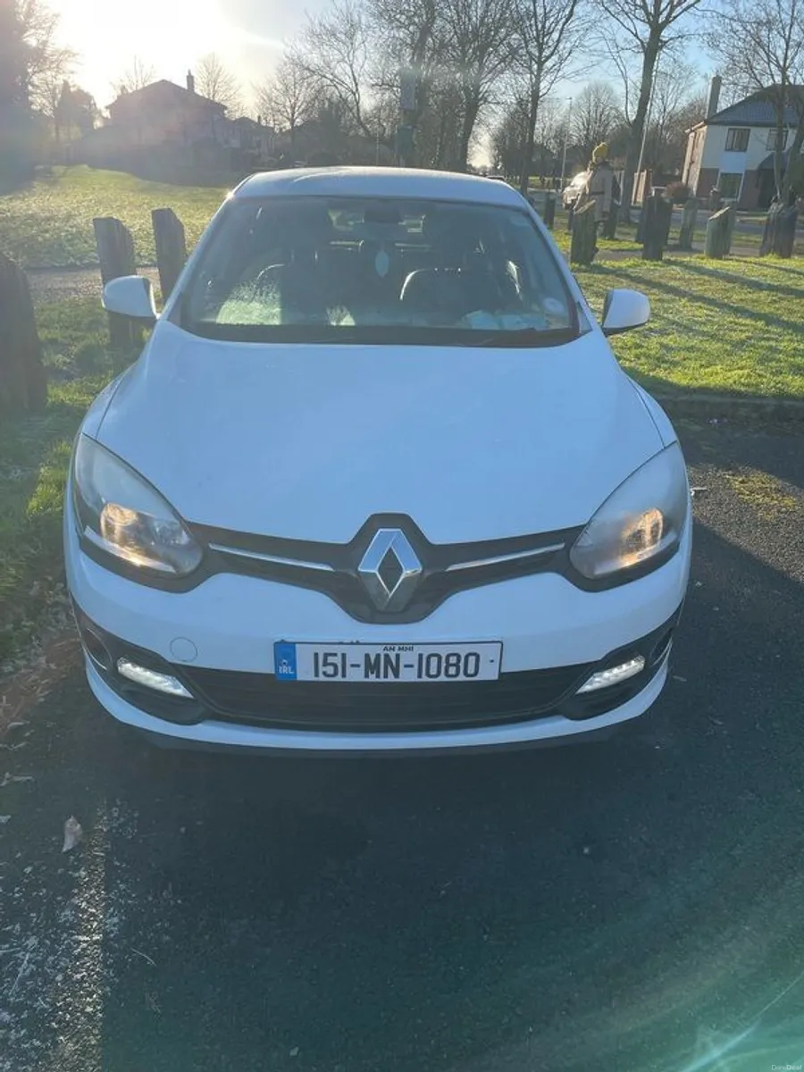 2015 Renault Megane - Image 2