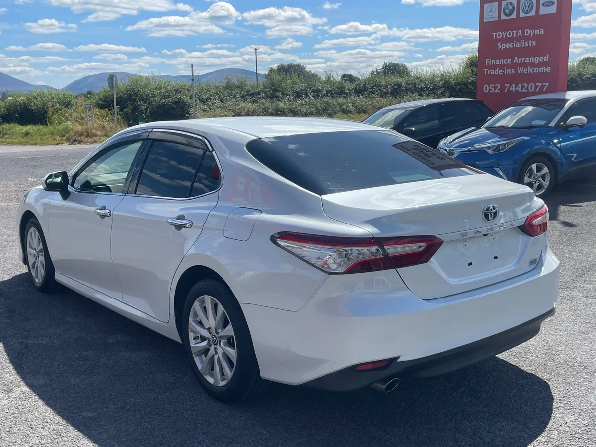 2018 Toyota Camry - Image 5