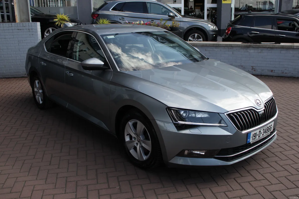 2019 SKODA SUPERB 2.0 TDI 150bhp DSG Ambition - Image 2
