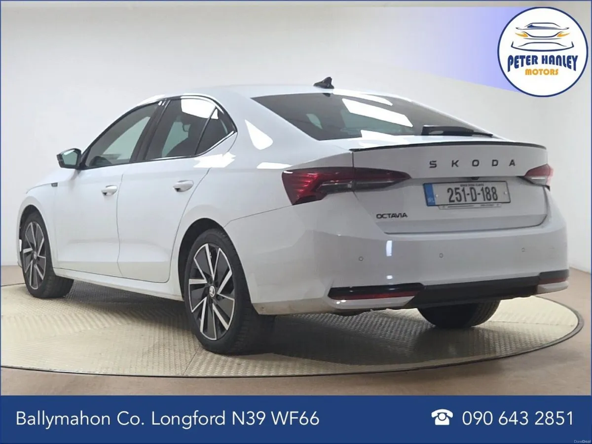 Skoda Octavia Sportline 2.0TDI 150HP DSG - Image 5