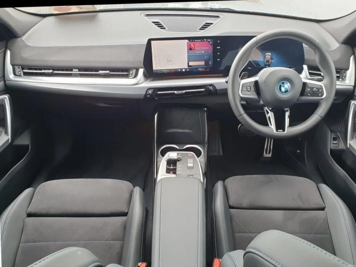 BMW iX2 eDrive20 M Sport - Image 4