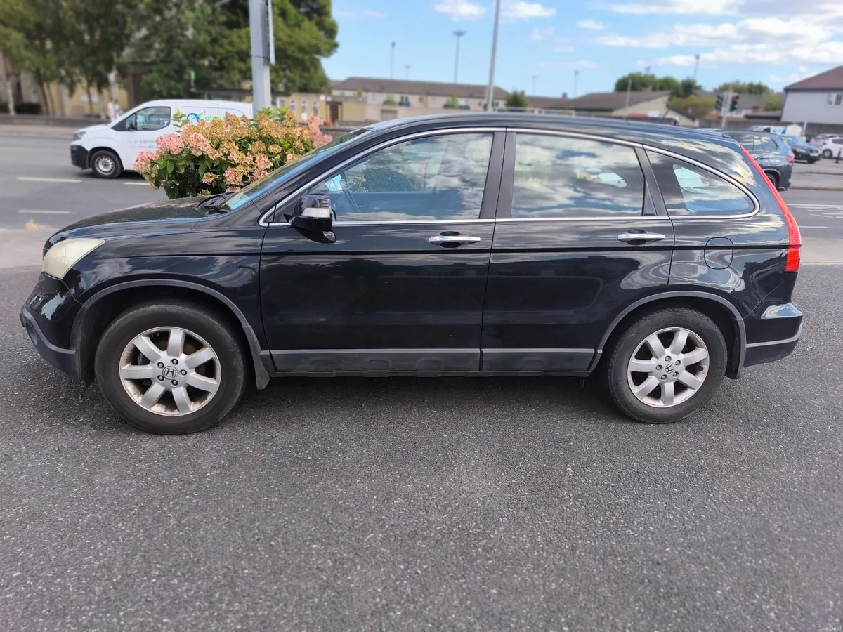 Honda CR-V 2007 2.0 Petrol Very Low Mileage - Image 4