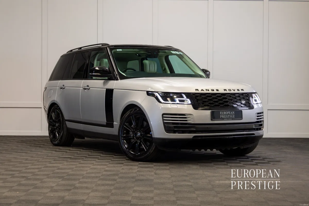 192 Range Rover Vogue P400e SE *Pan Roof - Image 1