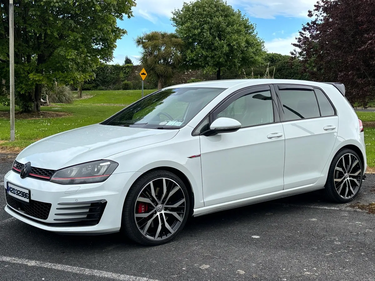 Volkswagen Golf GTI 🔥🔥NCT 07/27🔥🔥 - Image 5