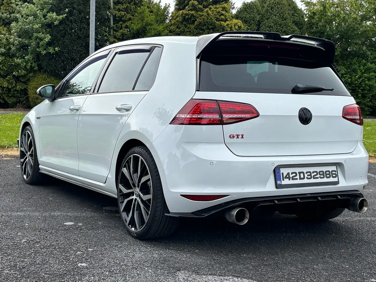 Volkswagen Golf GTI 🔥🔥NCT 07/27🔥🔥 - Image 4
