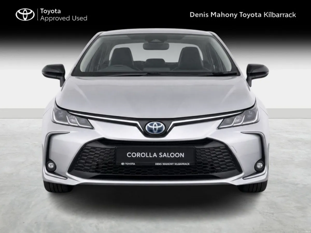 Toyota Corolla Saloon - Image 5