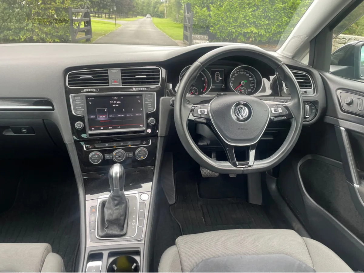 Volkswagen Golf 1400cc highline - Image 5